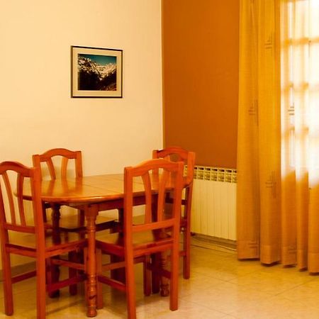 Apartamentos Mazcaray Bielsa Bagian luar foto